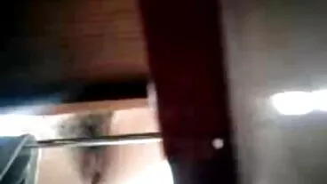 හුරුබුහුටි පැටවුන් Dani Damzel, Dakota Burns සහ Natalia Nix දැඩි ලිංගිකත්වය භුක්ති විඳිති
