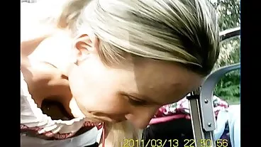 Bubble Butt white girl Anika Albrite එය නිවැරදි කරයි